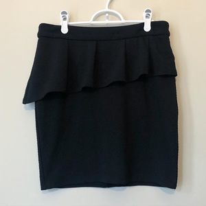 NWOT Pretty Black Skirt